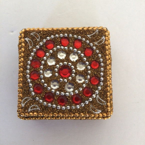PIER ONE JEWELED TRINKET BOX - Picture 2 of 9